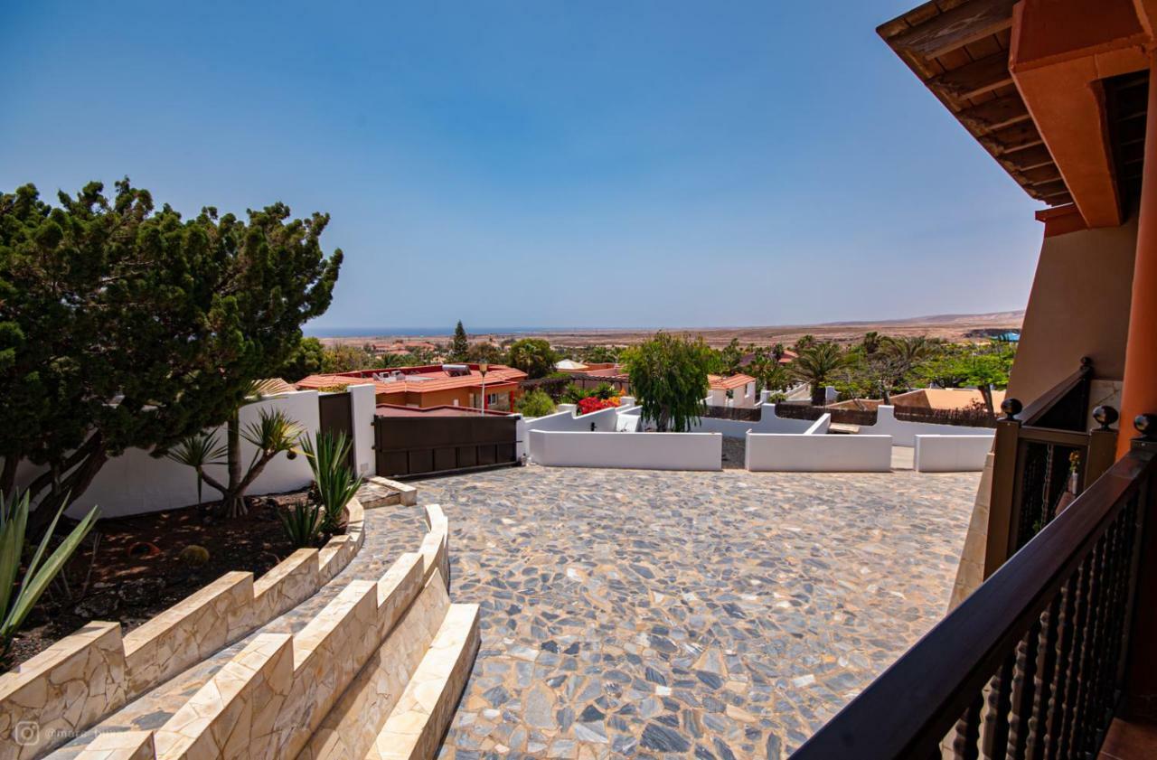 Villa De Lujo Que Mira Al Mar La Oliva Esterno foto